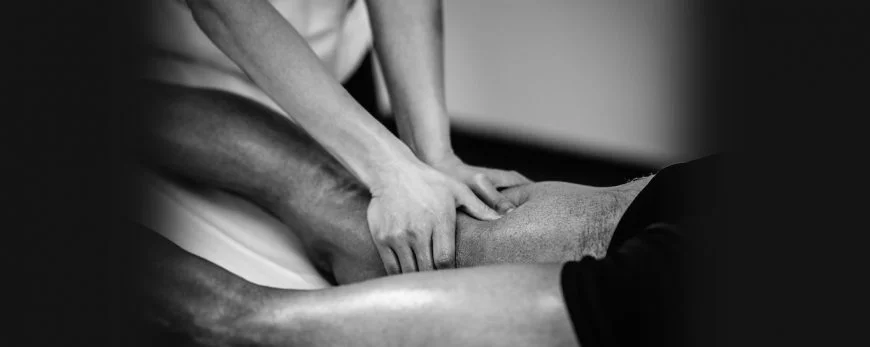 leg massage 870x347 1